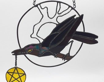 Crow Stained Glass Suncatcher, Raven Ornament, Bird Dreamcatcher, Stained Glass Window Hangings, Halloween Decor