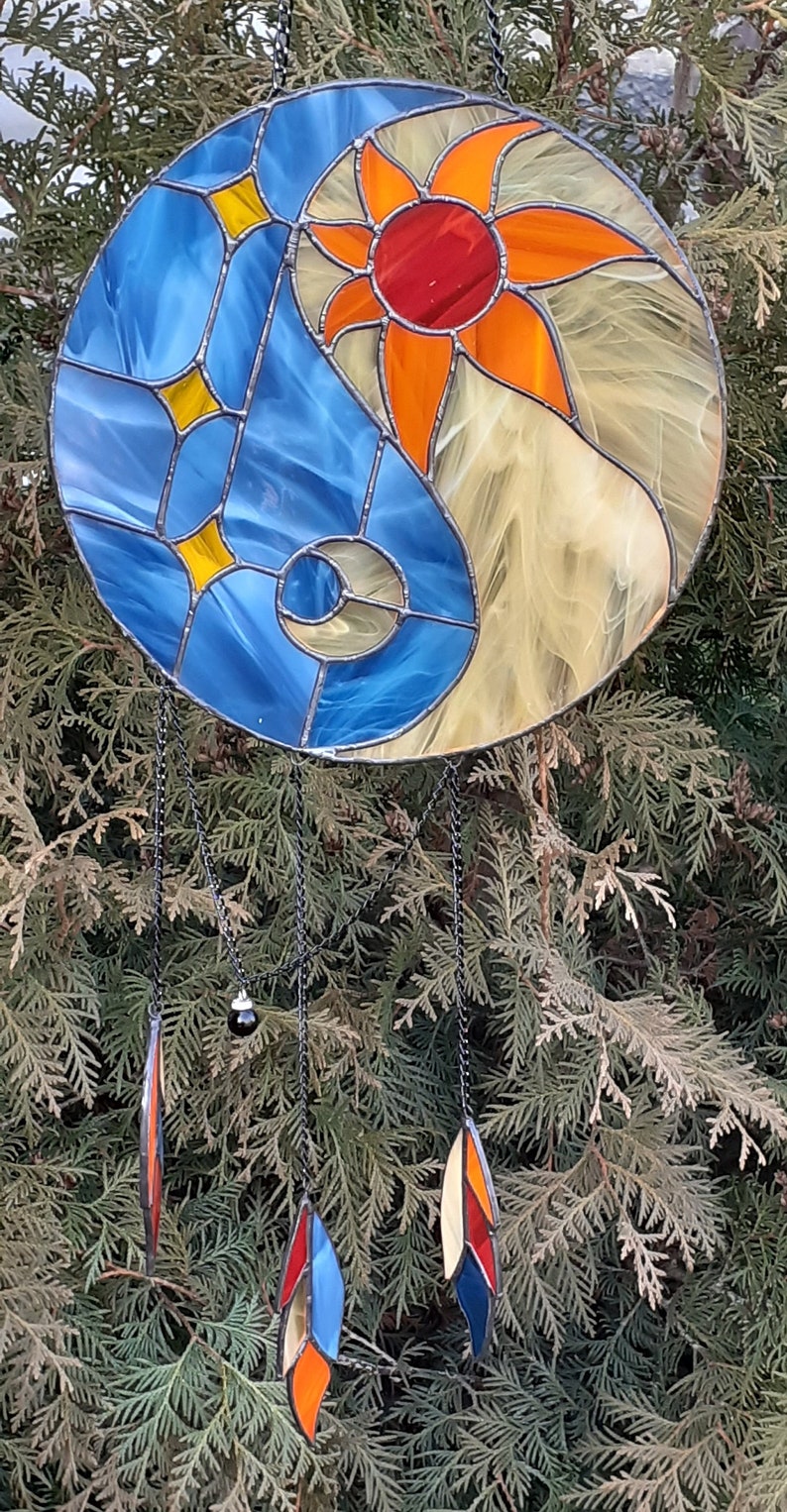 Stained Glass Dream Catcher Yin Yang, Suncatcher Sun and Moon, Window