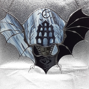 Stained Glass Bat, Stained Glass Window Hanging Bats, Flock of Bats Stained Glass Suncatcher, Gothic Home Decor, Halloween Decor