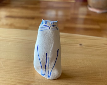 Chat bleu en céramique