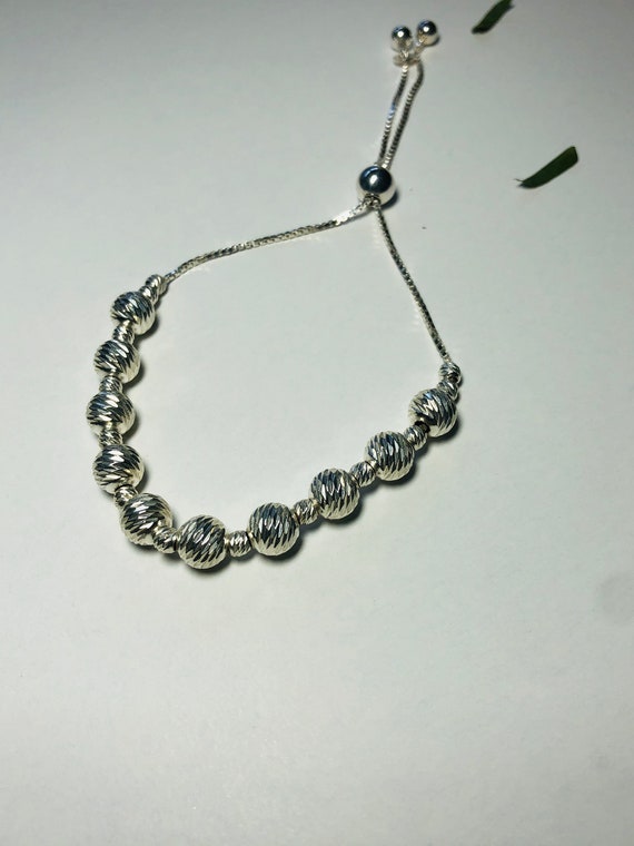 Sterling Silver Diamond - Cut Bead Bolo Bracelet. - image 9