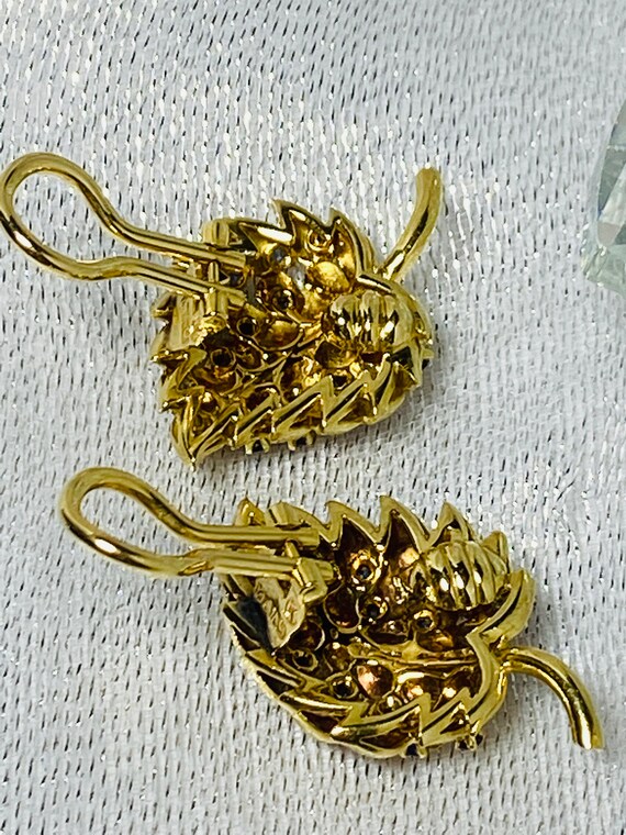 Vintage 18K  Yellow Gold   Sapphire Leaf Clip Ear… - image 4