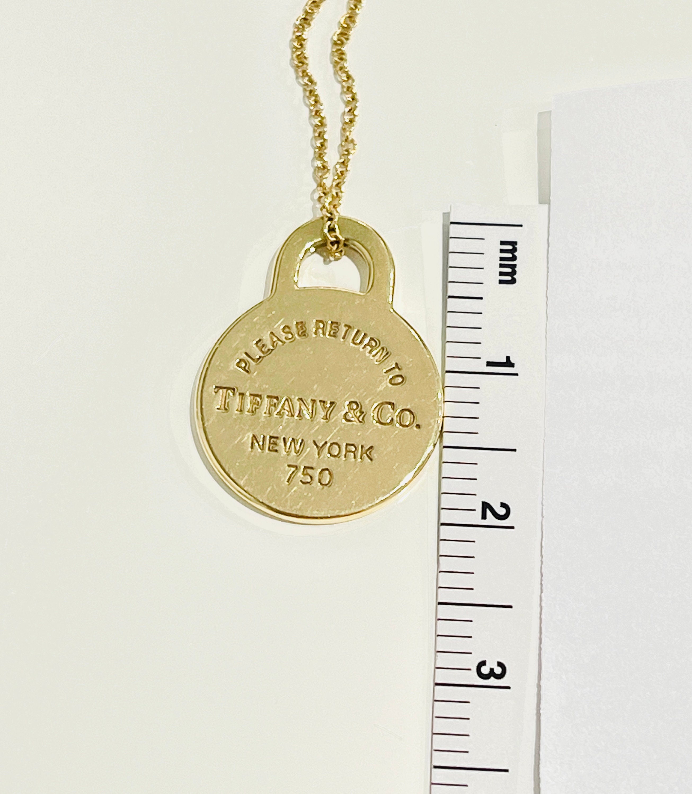 Authentic Tiffany&co. 18K Gold Return to Tiffany Charm Necklace