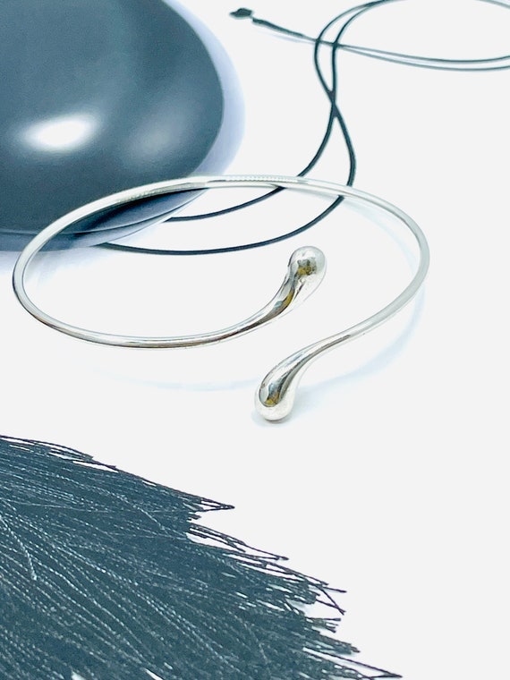 【Tiffany & Co】Elsa Peretti Elongated Teardrop バングル TIFFANY & CO. ELSA PERETTI Elongated Teardrop Sterling