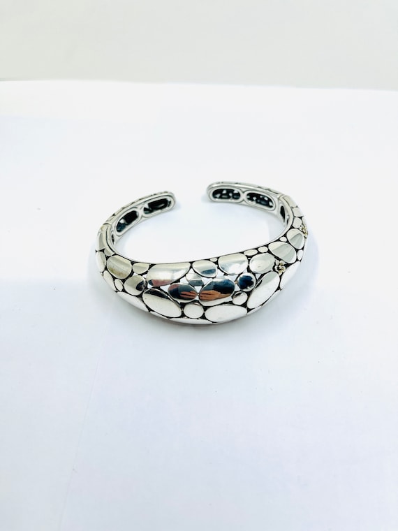 Sterling silver hinged cuff Gem