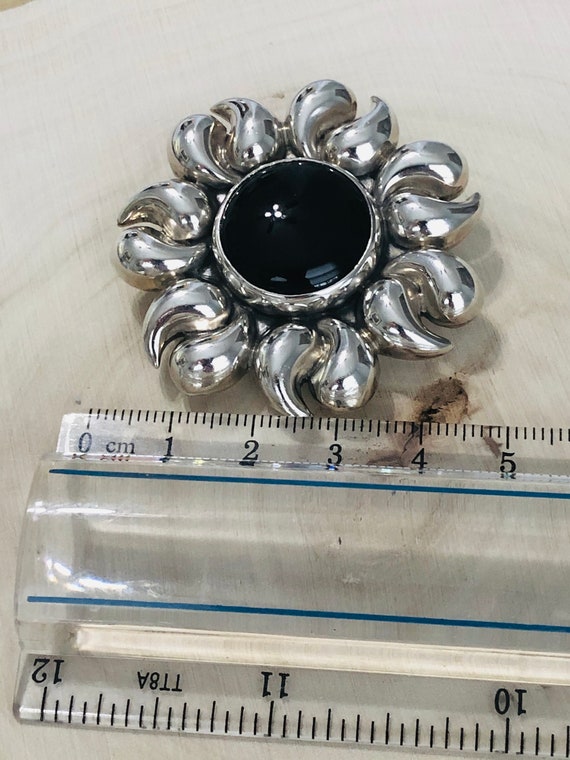 Vintage  Sterling Silver   Onyx Sunflower Pendant. - image 10