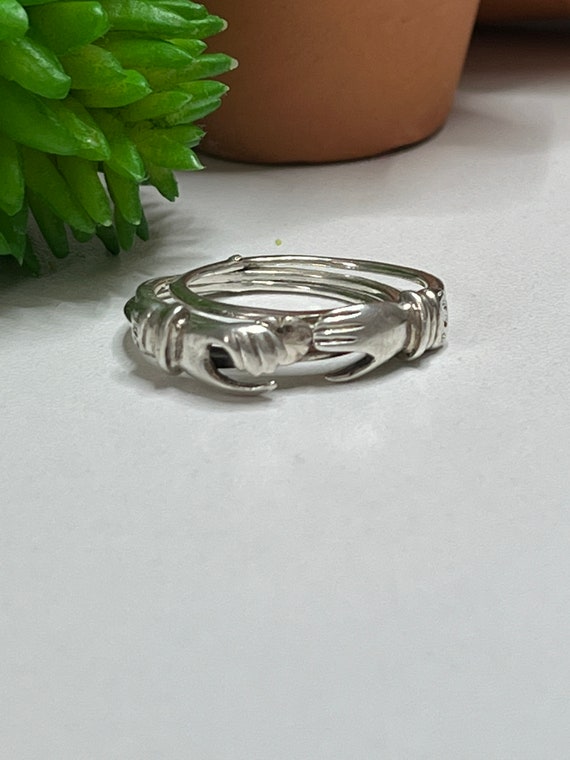 Vintage Sterling Silver Friendship  Ring. - image 8