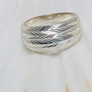 Sterling Silver MILOR band ring