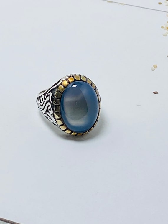 Vintage Sterling Silver   Blue Moonstone  Ring.