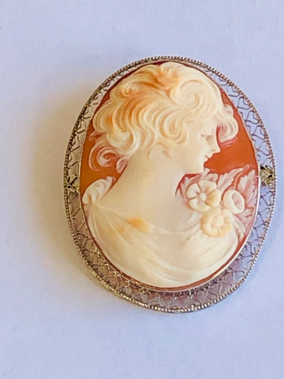 Vintage 10K White Gold Carved Shell CAMEO Brooch. - image 10