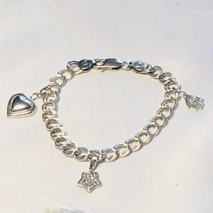 Vintage Sterling Silver Charm Bracelet.