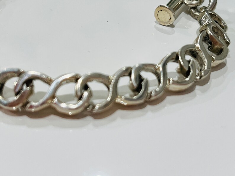 Vintage Sterling Silver Linked Chain Bracelet. image 4