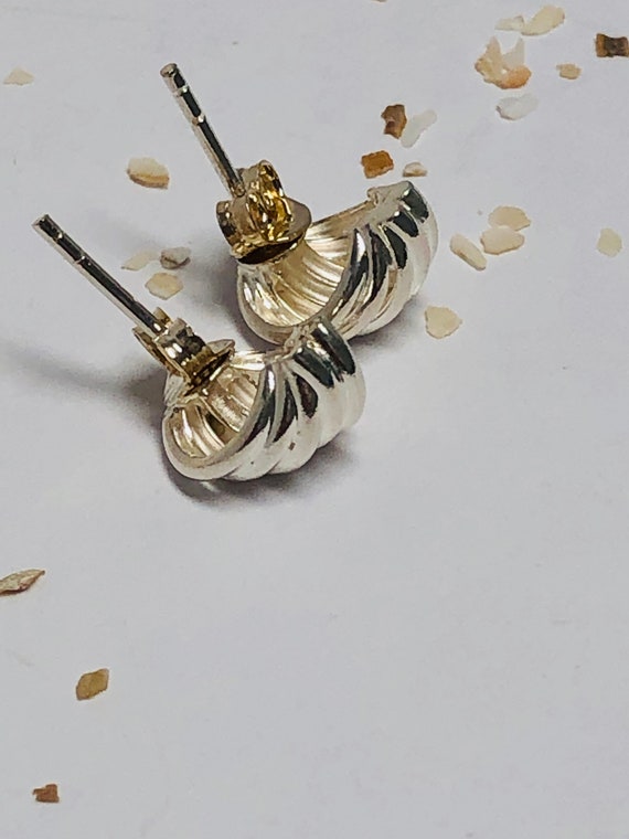 925 Sterling Silver Leaf Stud Earrings . - image 6