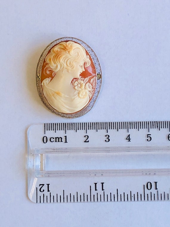 Vintage 10K White Gold Carved Shell CAMEO Brooch. - image 4