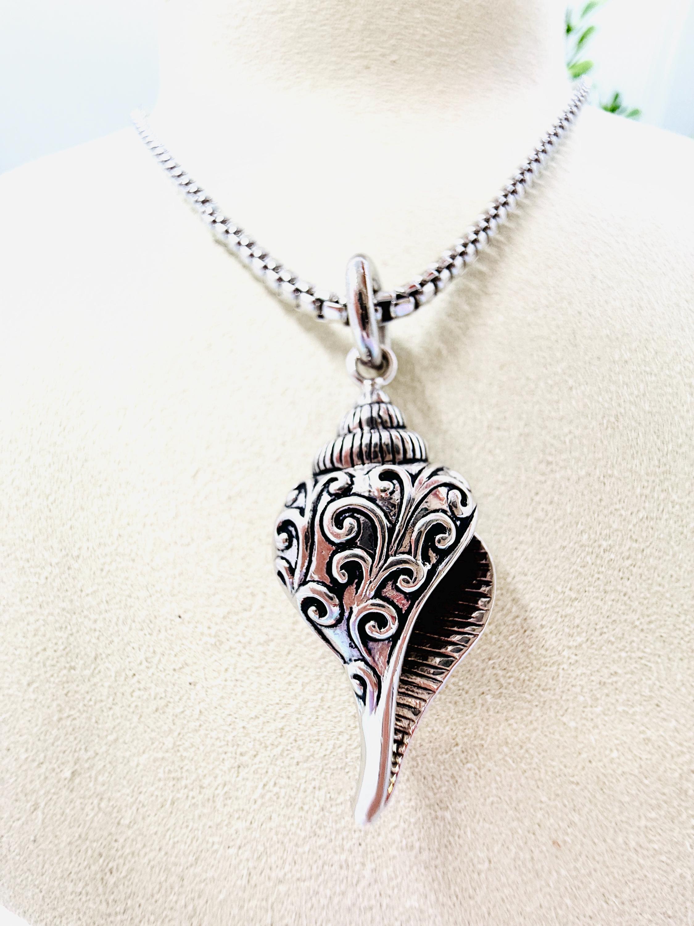 Vintage Sterling Silver Seashell Pendant Necklace. - Etsy