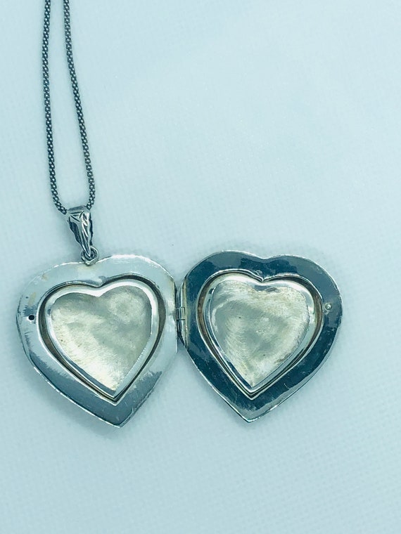 Vintage Large Etched Heart Locket Pendant Necklace, Gem
