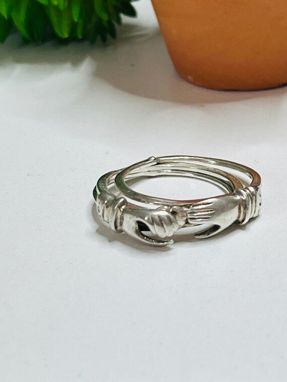 Vintage Sterling Silver Friendship  Ring. - image 9