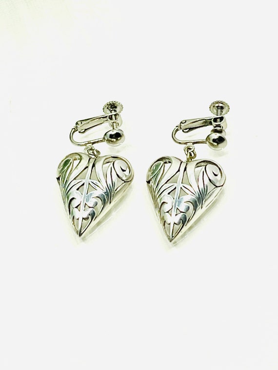 Vintage Sterling Silver Filigree Puffy Hearts  Ear
