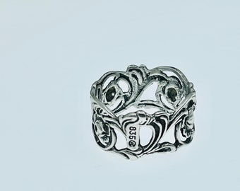 Vintage Sterling Silver 835 Pattern Ring.