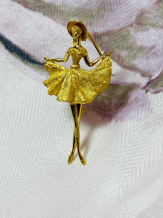Vintage 18K Solid Gold Ballerina Pin Brooch. - image 3