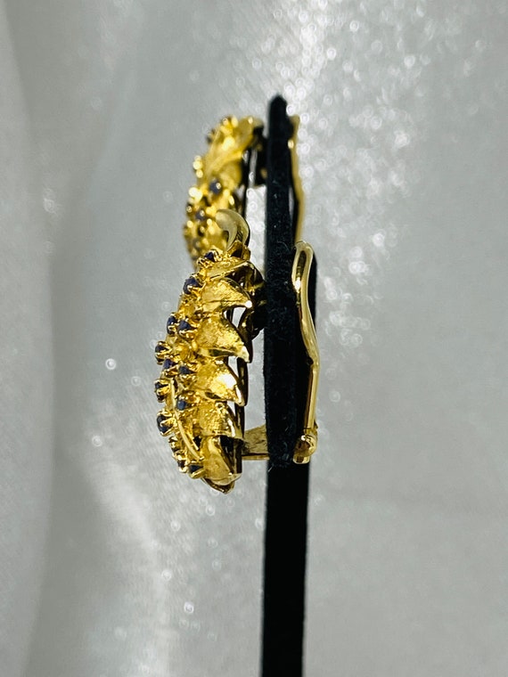 Vintage 18K  Yellow Gold   Sapphire Leaf Clip Ear… - image 9