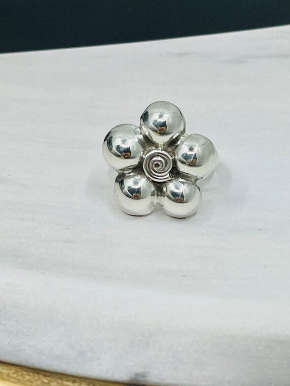 Vintage Sterling Silver Flower Ring.950 - image 5