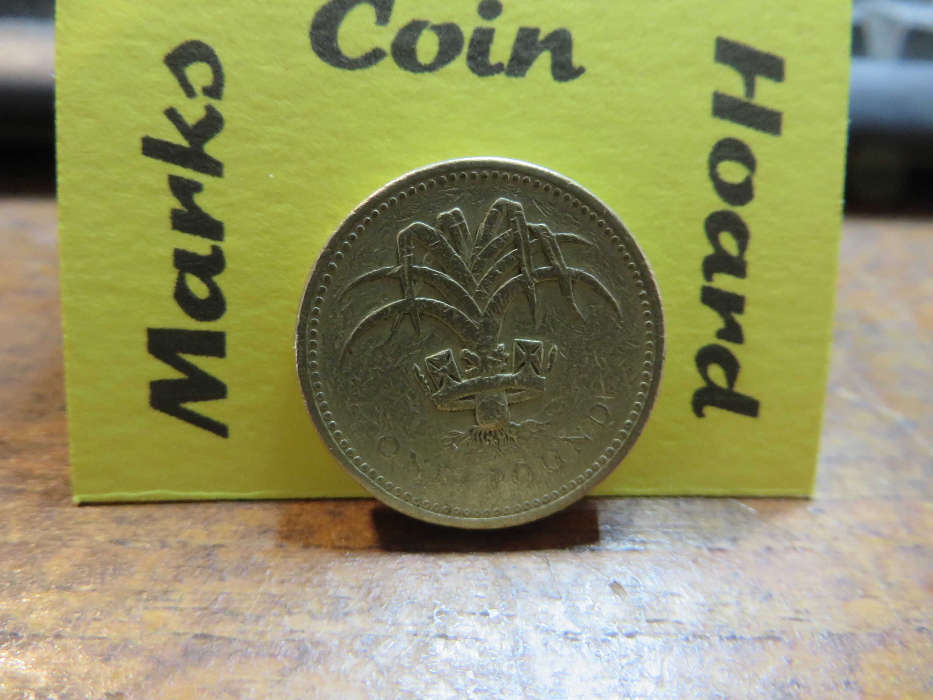 1985 elizabeth ii one pound coin - Etsy 日本