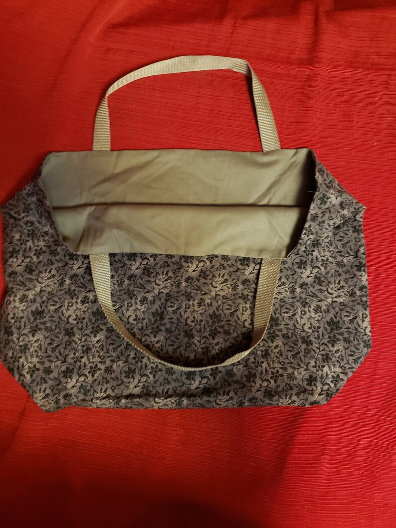 Reusable bag; Gray Floral