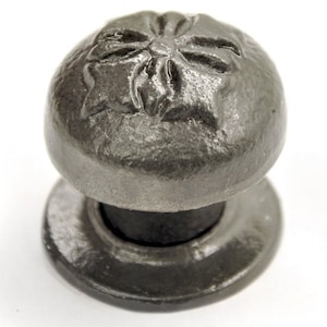 Fleur de Lys Cabinet Knob