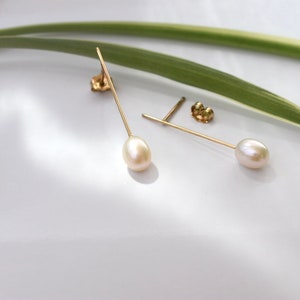 White Pearl Minimalist Earrings in 14k Gold Gold Wedding Earrings Long Pearl Drop Earrings Statement Earrings Pearl Earrings image 4