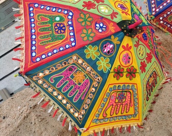 Indiase decoratieve paraplu geborduurde parasols spiegel werk evenement feestparaplu groothandel, zonbeschermende bruiloftdecor:
