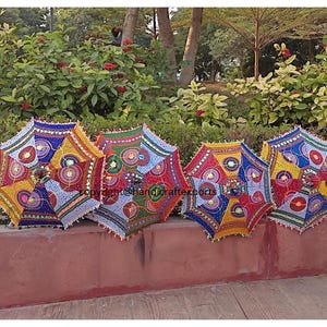 Decorative Umbrella for Weddings & Events – Elegant Handcrafted Design Umbrella