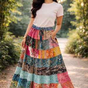 Kleurrijke patchwork boho-rok – maxi-rok van geüpcycled zijde – handgemaakte zigeunerfestivalrok