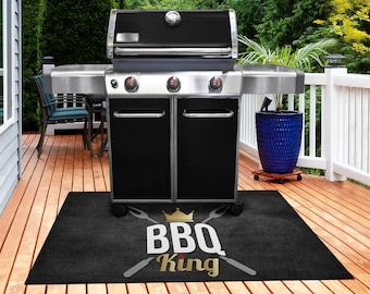 BBQ King Grill Mat, Barbecue Mat, BBQ Mat, Father's Day Gift, Gift for Dad Grandpa Husband Grandad, Backyard Back Porch Outdoor Mat GM05