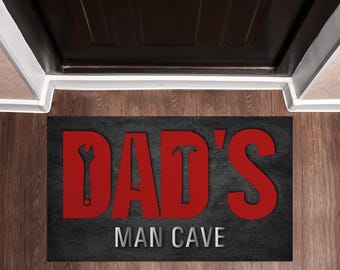 Dad&#39;s Man Cave Entry Mat, Man Cave Workshop Garage Decor, Fathers Day Gift, Gift for Dad, Grandpa, Husband, Him Boyfriend MC006