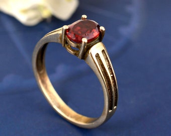 Natural Garnet Ring, 18K Gold Plated Brass Ring, Bezel Set Ring, Gemstone Ring, Birthstone Stacking Ring, Unique Gift For Her, Garnet Ring