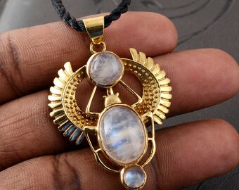 Moonstone Scrabe Pendant / Golden Scarab Necklace / Scarab Pendent / Talisman jewelry / Third Eye / Boho / Inca / Ethnic / Illuminati