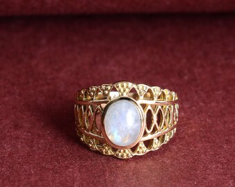 Moonstone Ring, Rainbow Moonstone Ring, Gold Moonstone Ring, Dainty Gold Moonstone Ring, Statement Ring, June Birthstone, White Stone Ring