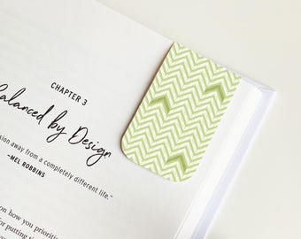 Green Chevron Magnetic Bookmark, Laminated Bookmark, Magnetic Bookmark, Book Lover Gift, Spring Reads, Reader Gift Idea, Gift for Her