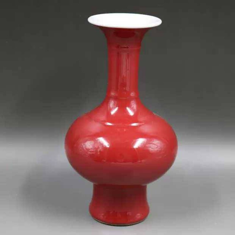 Chinese Antique Qing Dynasty Qianlong Guan Ware Style Red Glaze Bianduping Biandu Vase,Rare China Royal Art Vintage ceramic collection