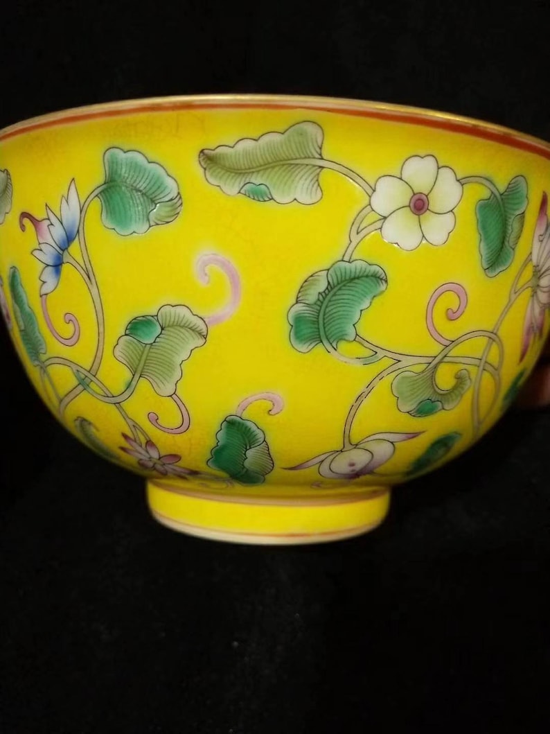 Chinese Antique Qing Dynasty Yongzheng Guan Ware Style Yellow Famille Rose Fencai Porcelain Bowl.China Royal Art Vintage ceramic Collection