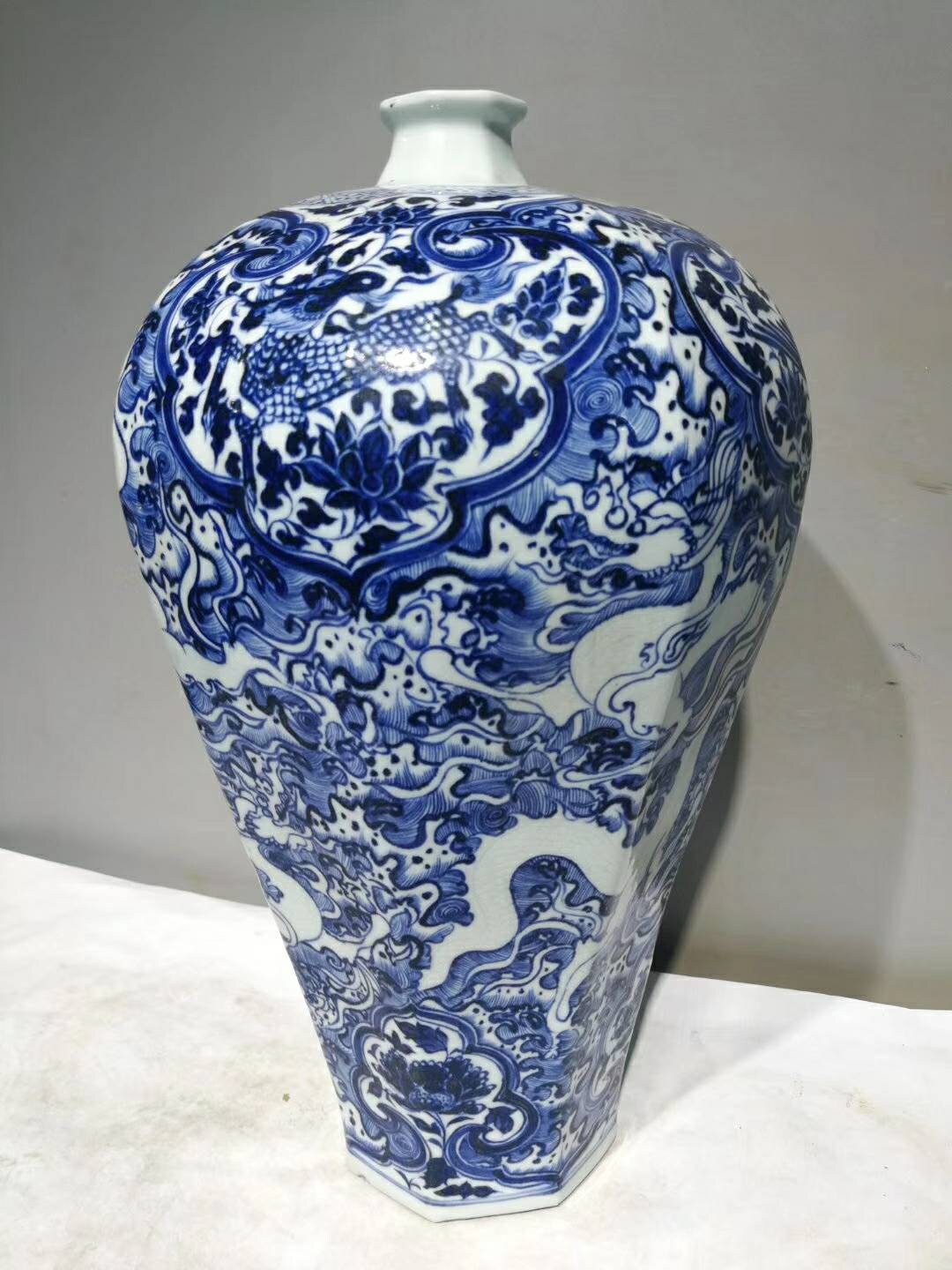 Yuan to Ming Dynasty Style Blue and White Porcelain Meiping Mei Vase