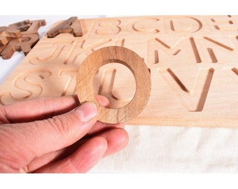 Tablero de Letras de Madera de Haya y Nogal para Aprender el Alfabeto, Tablero Puzzle de Madera, Tablero de Letras de Madera Enorme para Crear Palabras