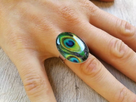 Resin Cabochon - Feather Resin Cabochon - Feather