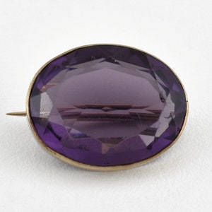 Antique William IV/Early Victorian 18ct Rose Gold Amethyst Paste Brooch, c1837