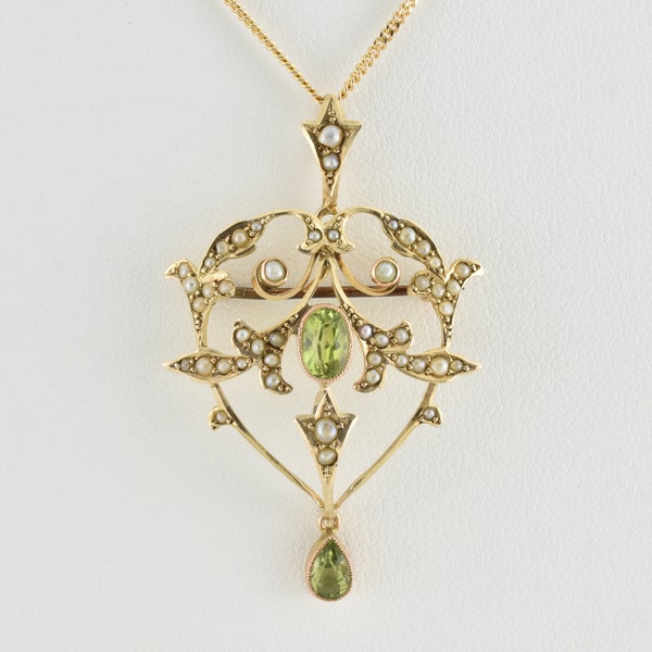 Antique Edwardian 9ct Gold Peridot Seed Pearl Pendant/Brooch & 9ct Gold Chain