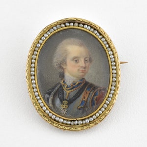 Antique Georgian 18ct Gold Seed Pearl Miniature Portrait Brooch, c1800