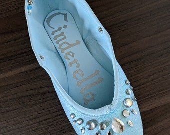 Cinderella (decorated pointe shoe)