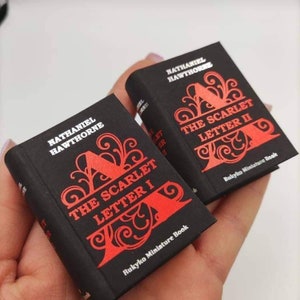 The Scarlet Letter by Nathaniel Hawthorne 2-Vol. Miniature Book Set Hardback