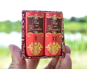 Pride and Prejudice 2 Vol Set by Jane Austen Miniature Book